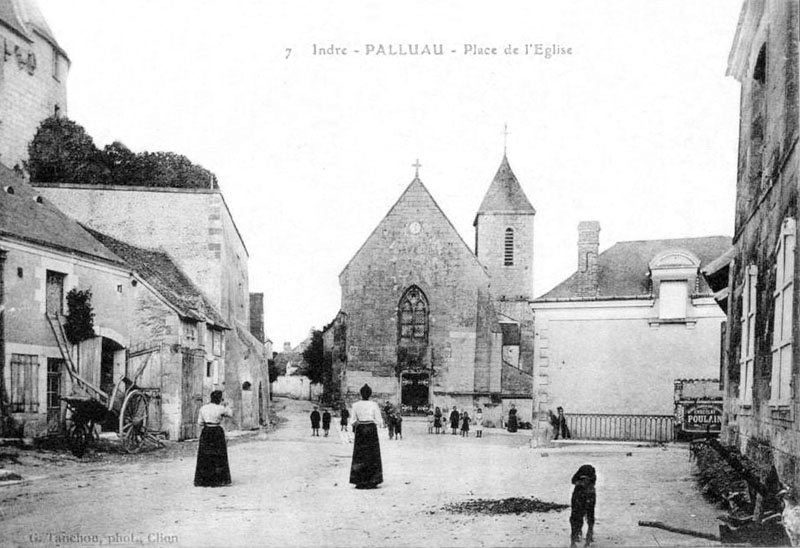 CPA_Palluau_PlaceEglise