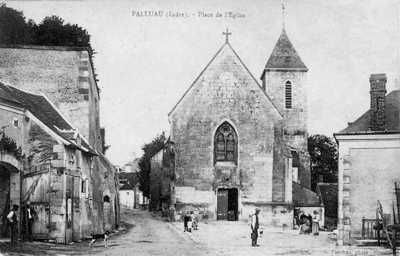 CPA_Palluau_PlaceEglise4
