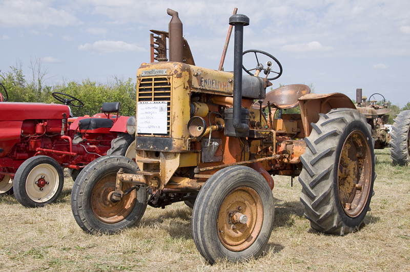 1954-Vendeuvre-France-20Cv