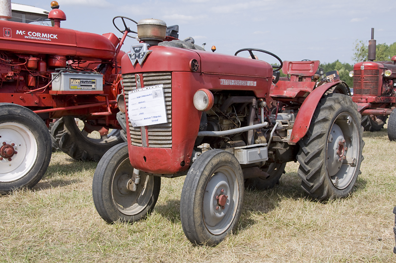 1962-Massey-Ferguson-825-Angleterre-25Cv