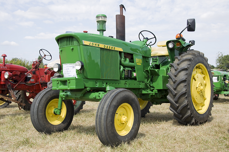 1965-John-Deere-USA-70Cv