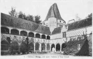 CPA_Argy_ChateauNordGalerieTourRonde
