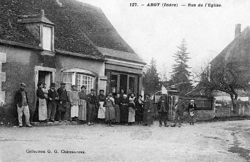 CPA_Argy_RueEglise
