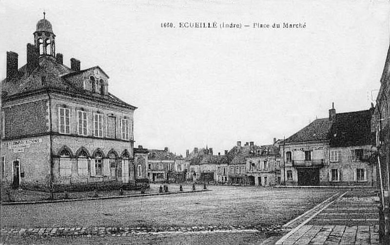 CPA_Ecueillé_PlaceMarché2