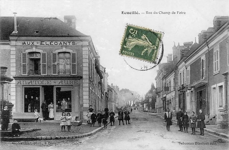 CPA_Ecueillé_RueChampFoire2