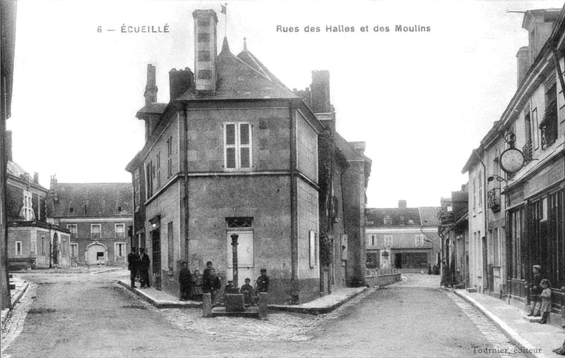 CPA_Ecueillé_RueHallesmoulins2