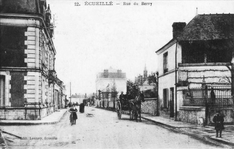 CPA_Ecueillé_RueduBerry