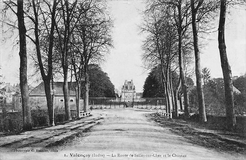 CPA_Valencay_RteSellesetChateau