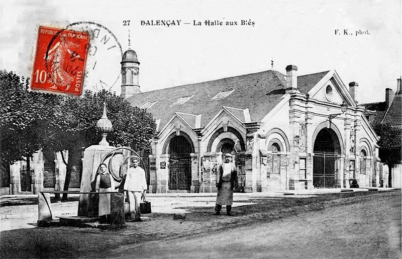 CPA_Valençay_HalleAuxBlés