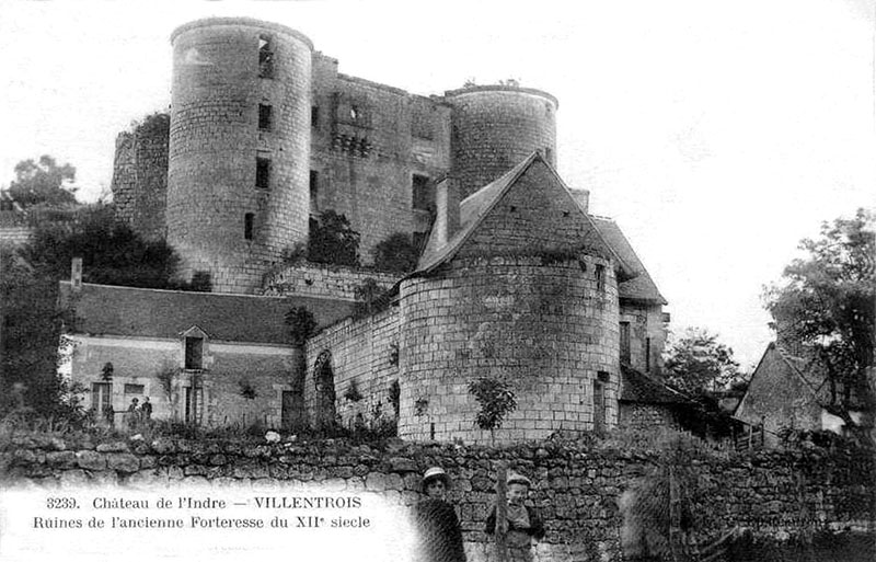 CPA_Villentrois_Chateau02